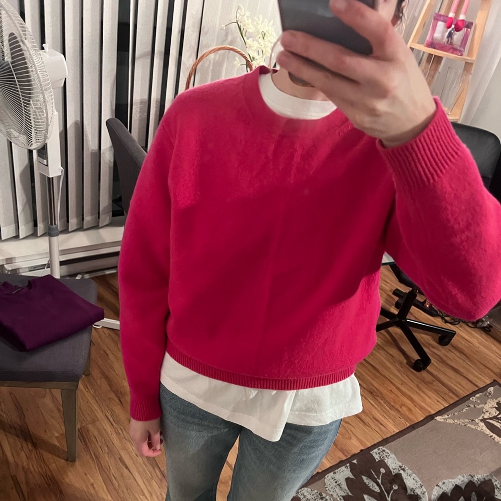 Uniqlo sweater